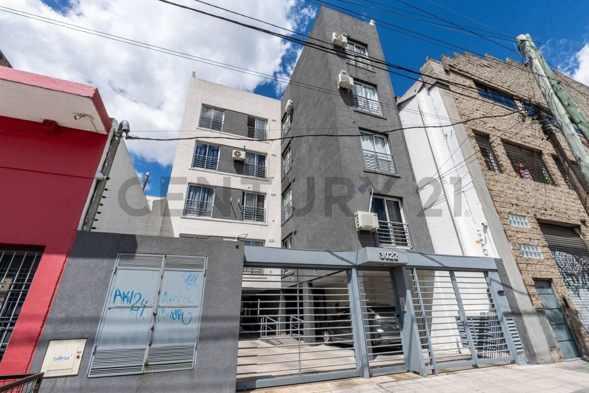 Foto de Venta de 2 ambiente en Haedo Norte sobre Av.Peron 3022 (Ex. Gaona), imagen 2