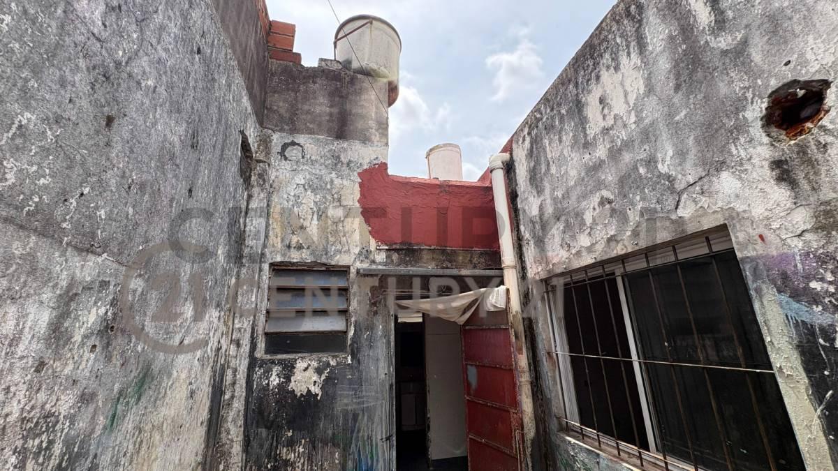 Foto de VENTA PH A RECICLAR DE 3 AMBIENTES C/ PATIO VILLA MARTELLI, imagen 4