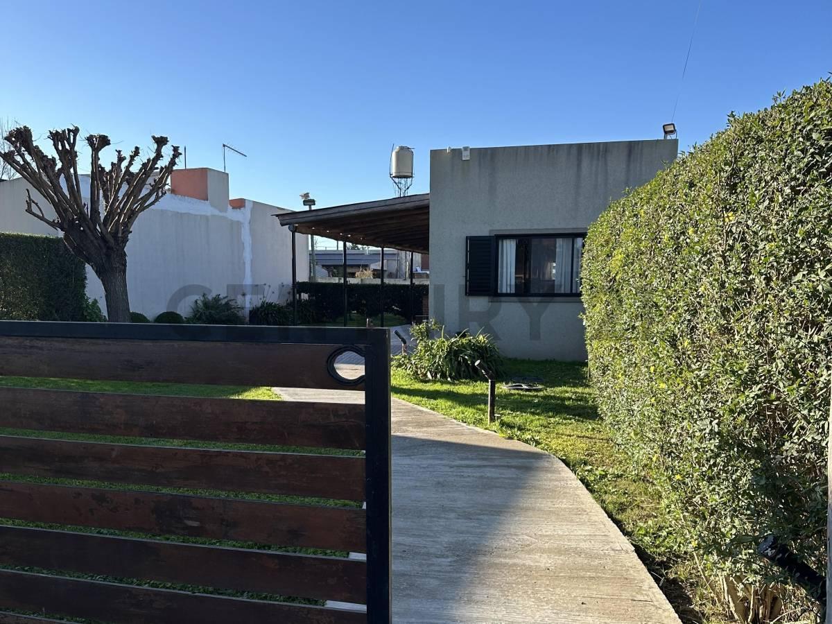 Foto de ¡Espectacular Quinta con Pileta y Gran Parque en General Las Heras!, imagen 3