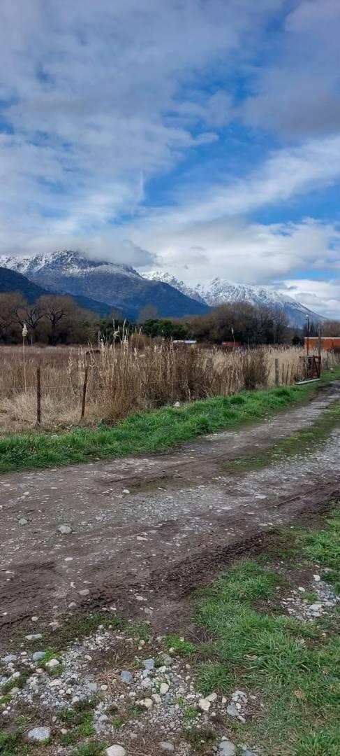 Foto de "venta de terreno en la localidad de El Hoyo Patagonia", imagen 1