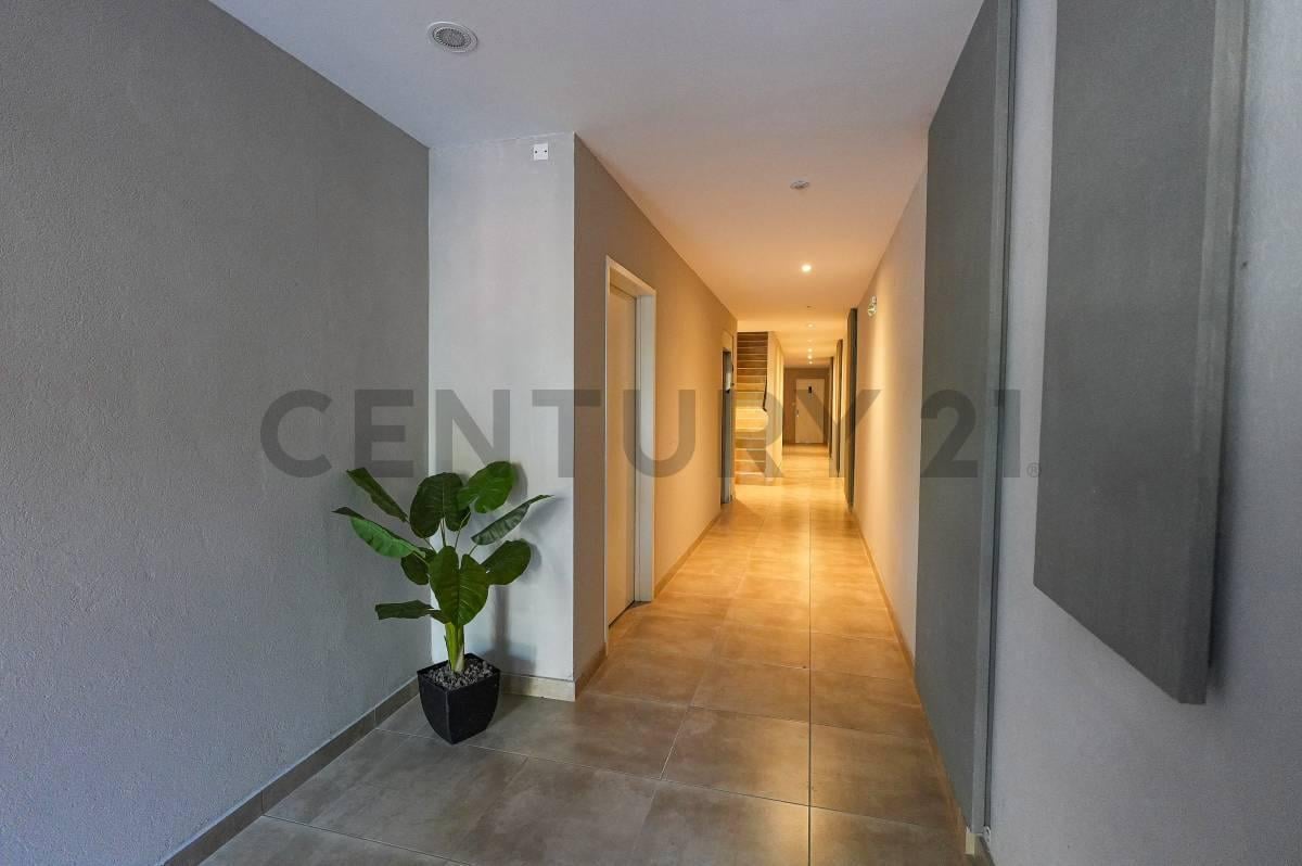 Foto de MONOAMBIENTE EN VENTA - LUGANO CABA, imagen 2