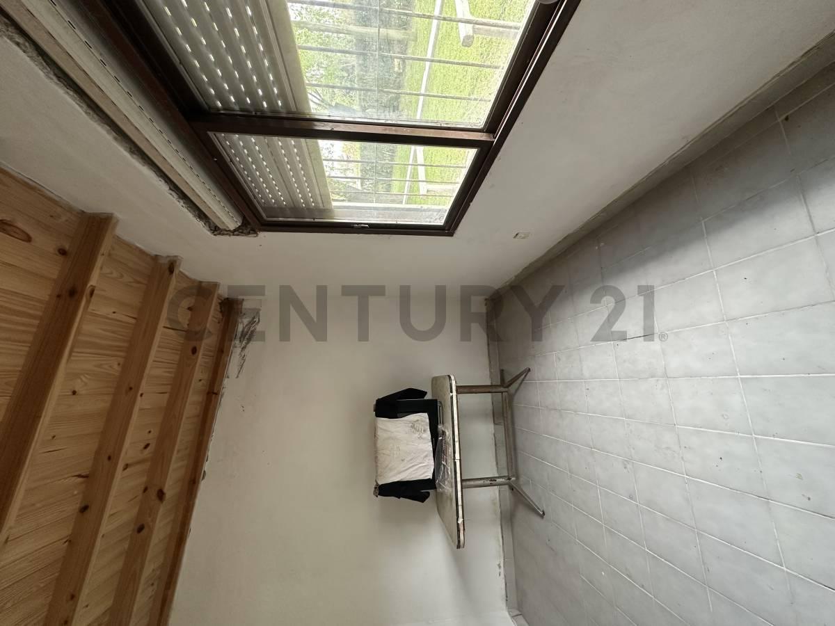 Foto de CASA EN Gral Las Heras a la VENTA, imagen 4