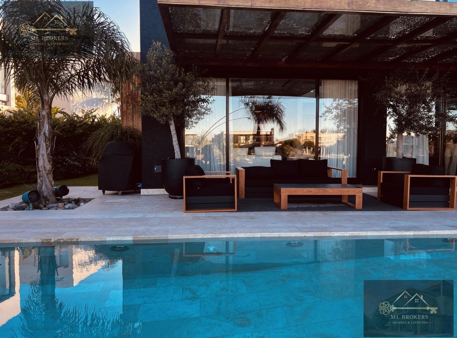 Foto de Venta casa a la laguna con ascensor en Albanueva, Nordelta, imagen 4