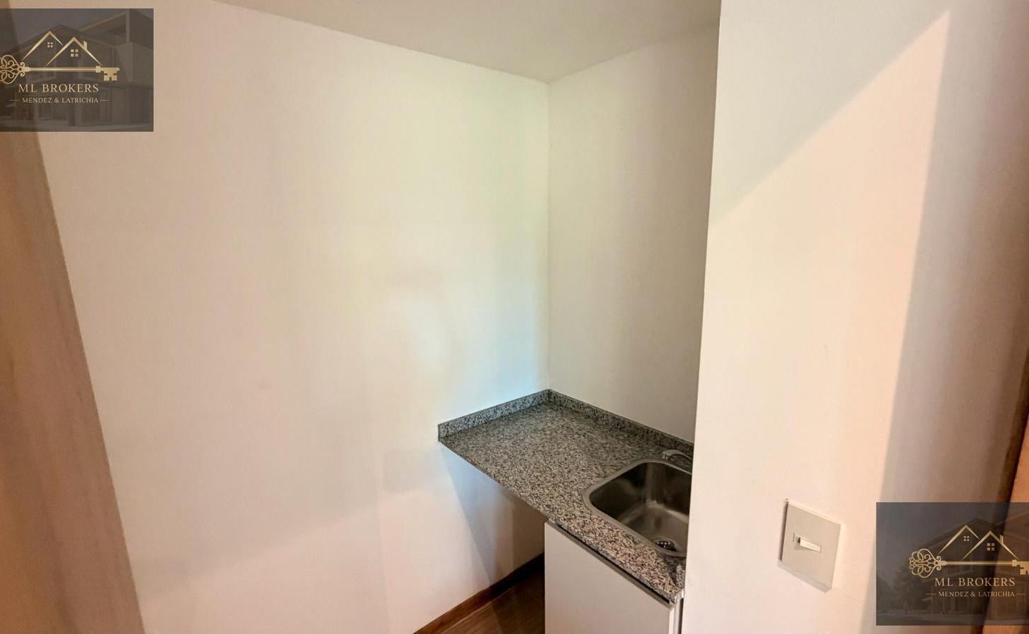 Foto de Alquiler departamento 4 ambientes con balcón y parrilla propia en, imagen 3