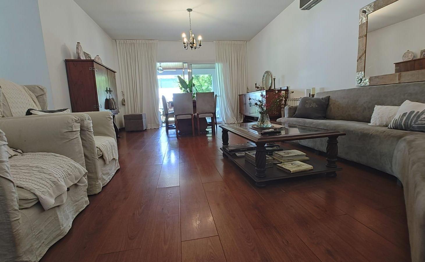 Foto de Casa espectacular en Riberas de Manantiales - 4 dor pileta!, imagen 4
