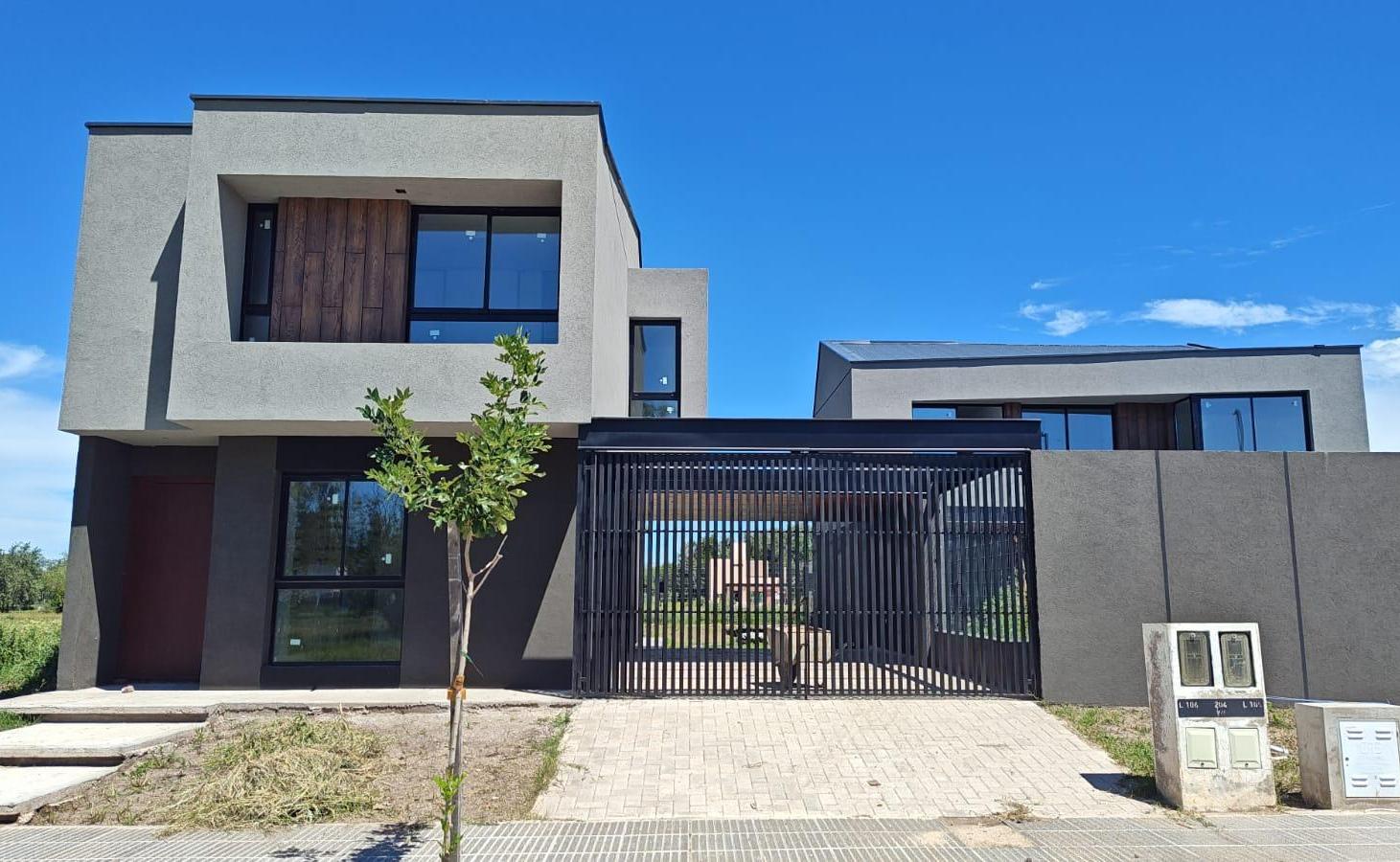 Excelente casa de diseño moderno en Nuevo Malagueño!