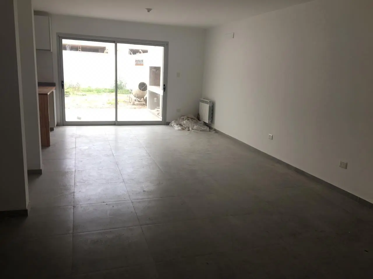Excelente oportunidad DUPLEX en Chacras del Sur!! 4
