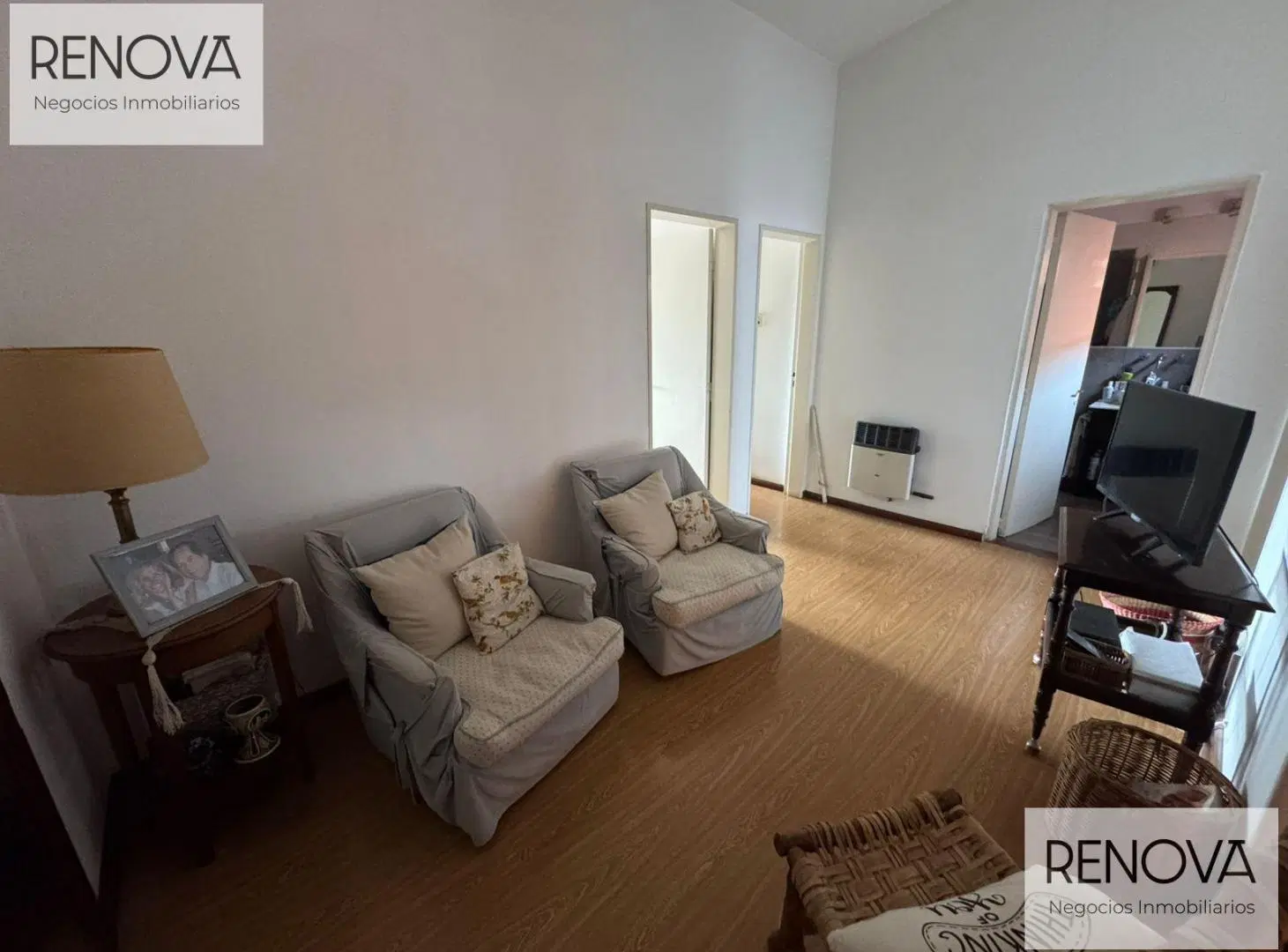 Excelente casa en alquiler en Barrio URCA! 3