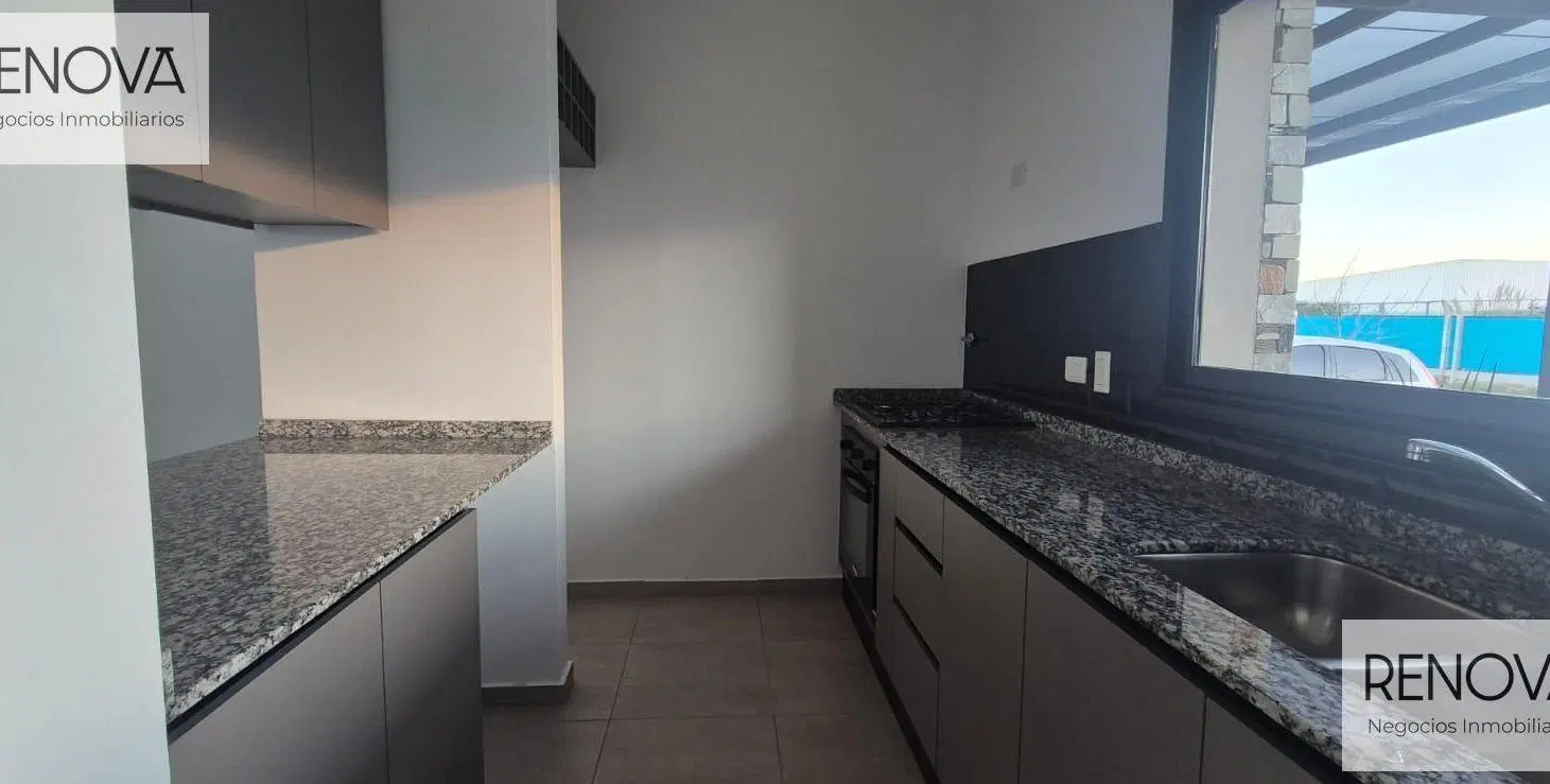 Excelente DUPLEX DE 2 DOR en B° San Ignacio! 2