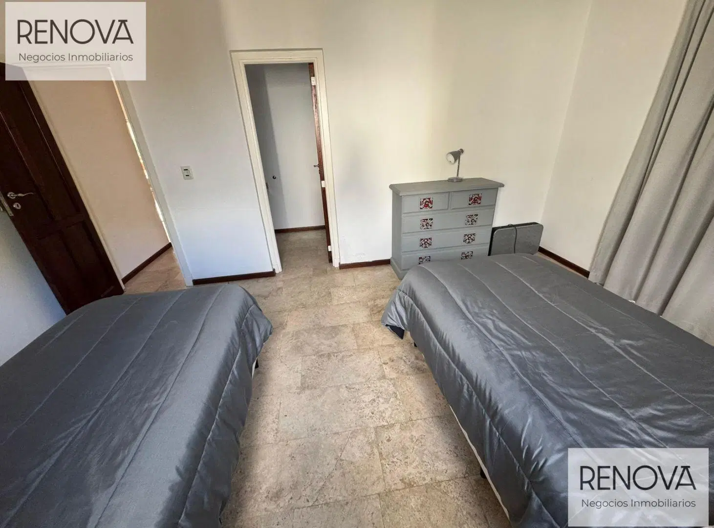 Hermosa Casa en Potrerillo de la Larreta de 4 DOR!! 8
