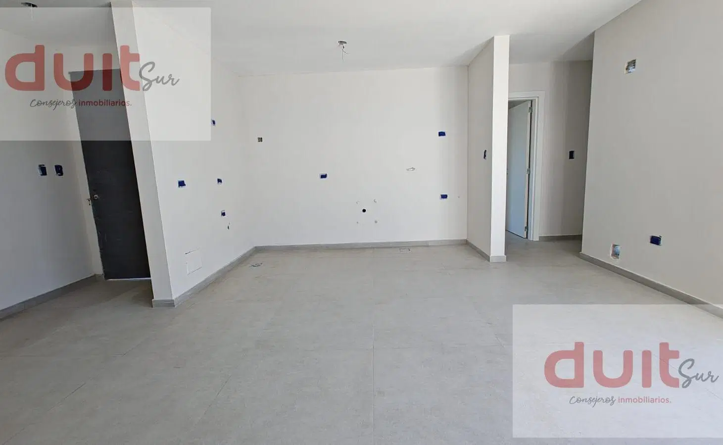 Hermoso duplex esquina en Pampas De Manantiales! 3