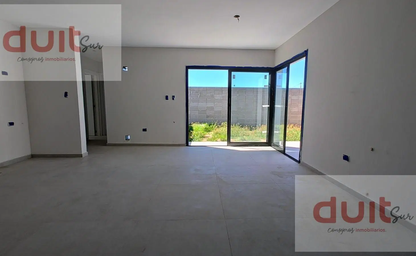 Hermoso duplex esquina en Pampas De Manantiales! 1