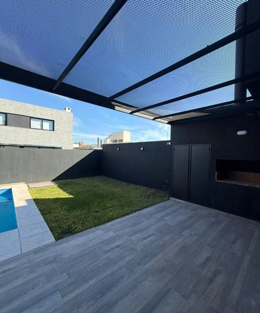 VENDO DUPLEX EN MANANTIALES 2 - San Ignacio Village , 2 dormitorios , pileta 1