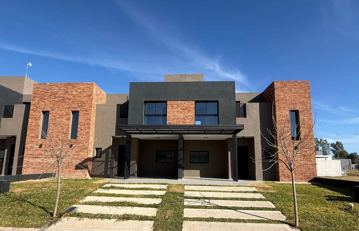 VENDO DUPLEX EN MANANTIALES 2 - San Ignacio Village , 2 dormitorios , pileta