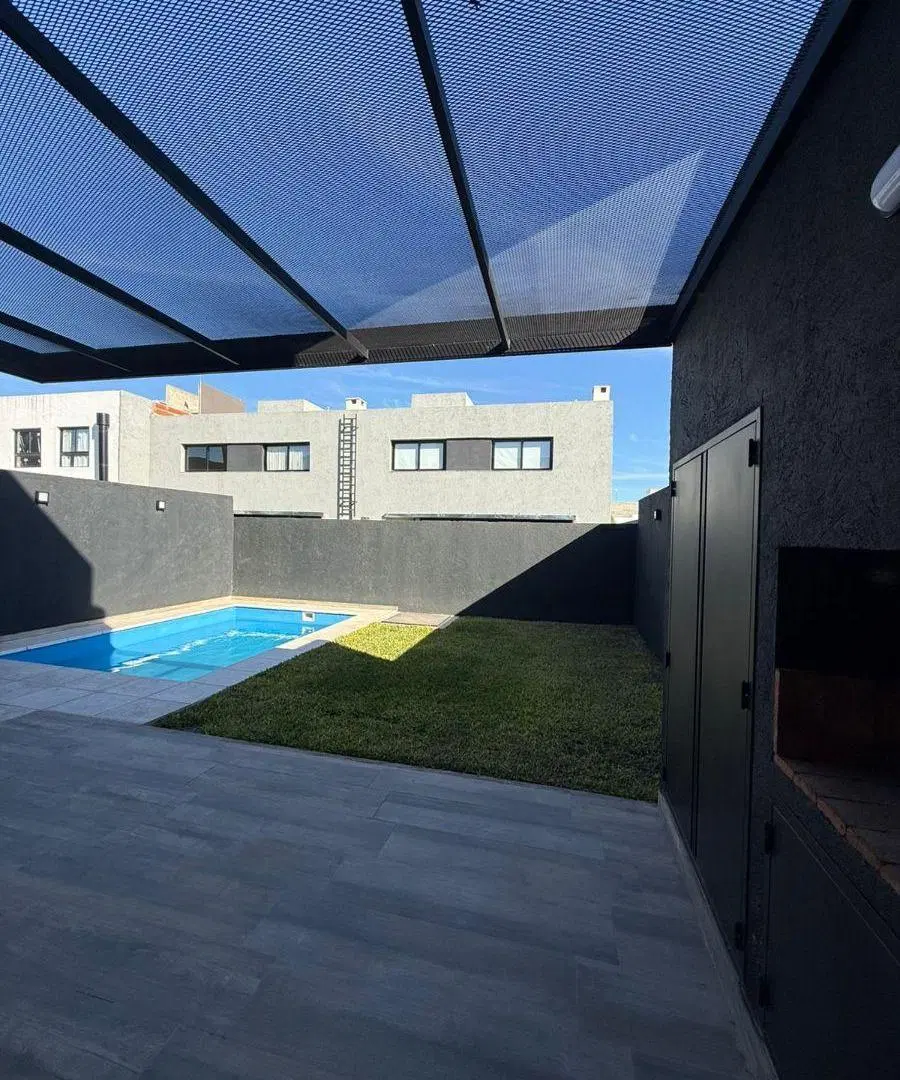 VENDO DUPLEX EN MANANTIALES 2 - San Ignacio Village , 2 dormitorios , pileta 3