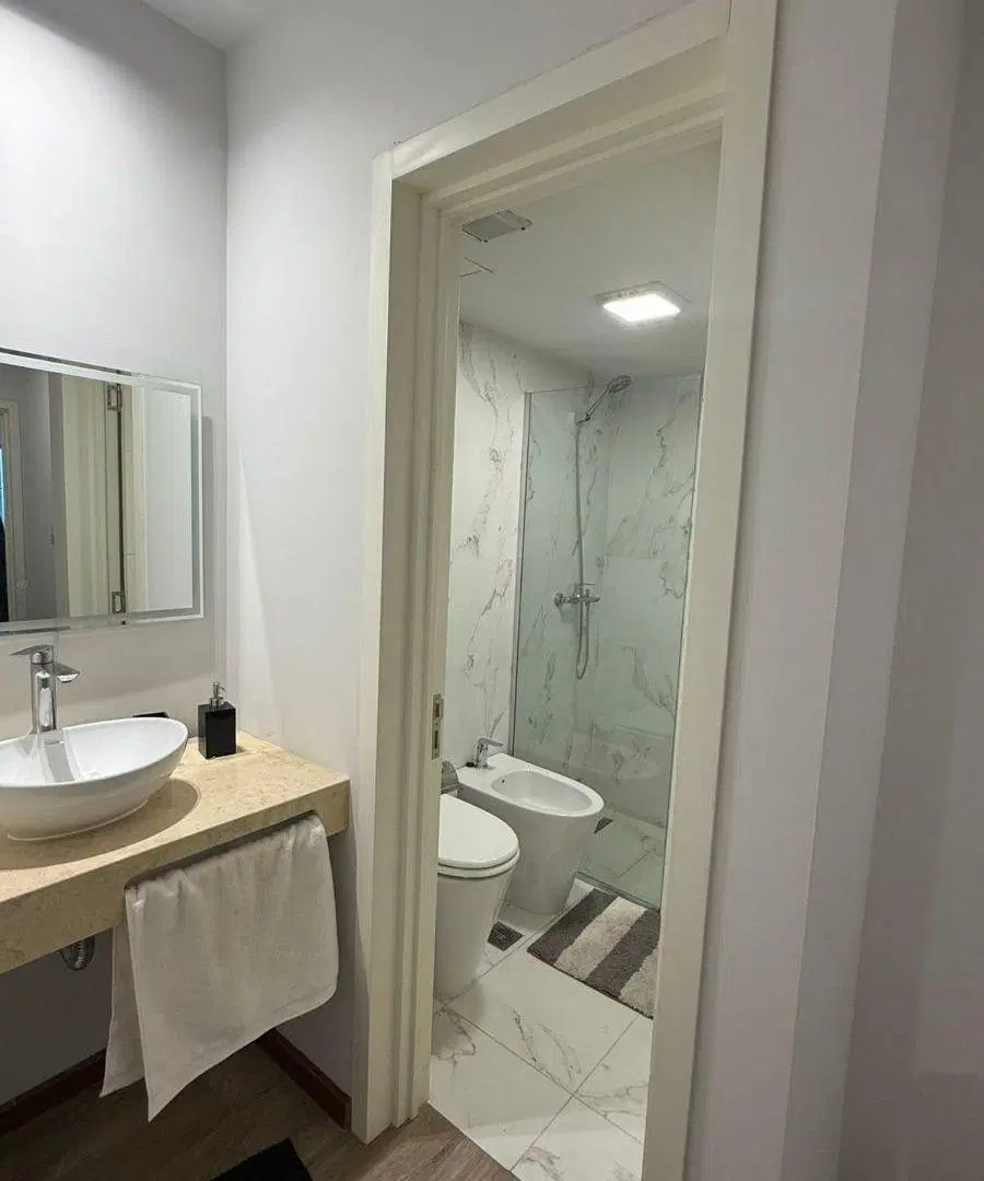 ALQUILO DEPARTAMENTO AMBLADO DE 1 DORMITORIO Y 1/2 EN URCA 5