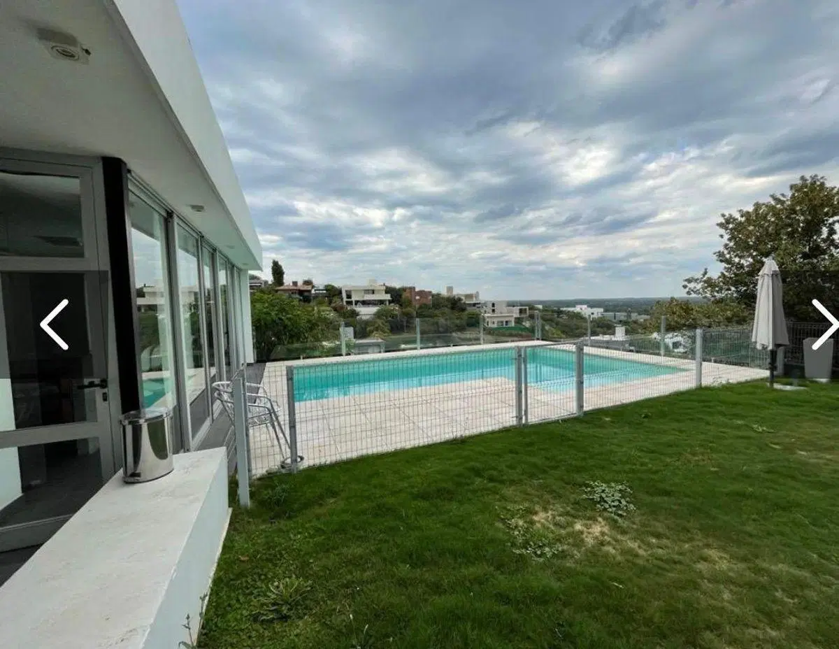 Casa en venta en La Rufina,4 Dormitorios 2