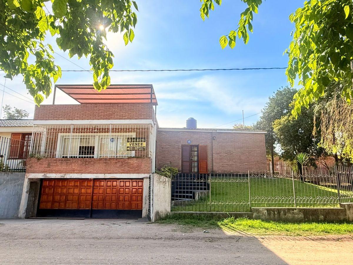 VENTA , CASA 3 DORMITORIOS QUEBRADA LAS ROSAS