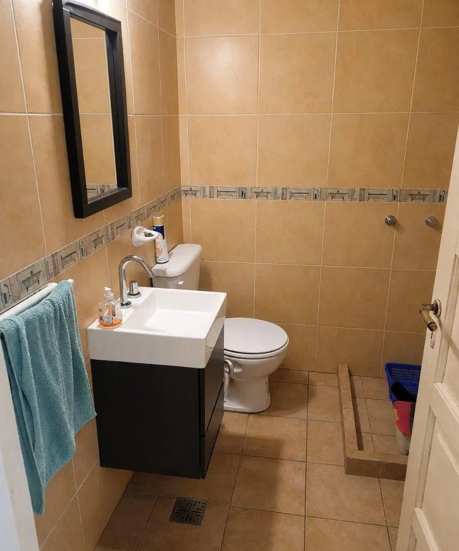 “Casona con amplio lote en pleno centro de Campana– Ideal uso comercial” 2