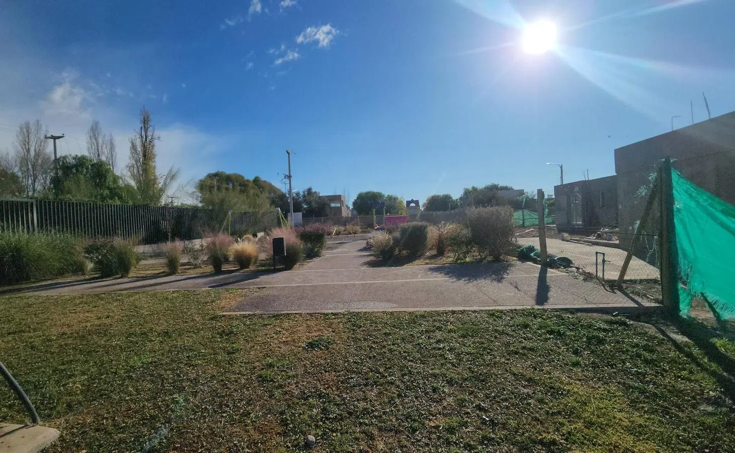 LOTE EN BARRIO PRIVADO ACACIAS DE TERRADA 1