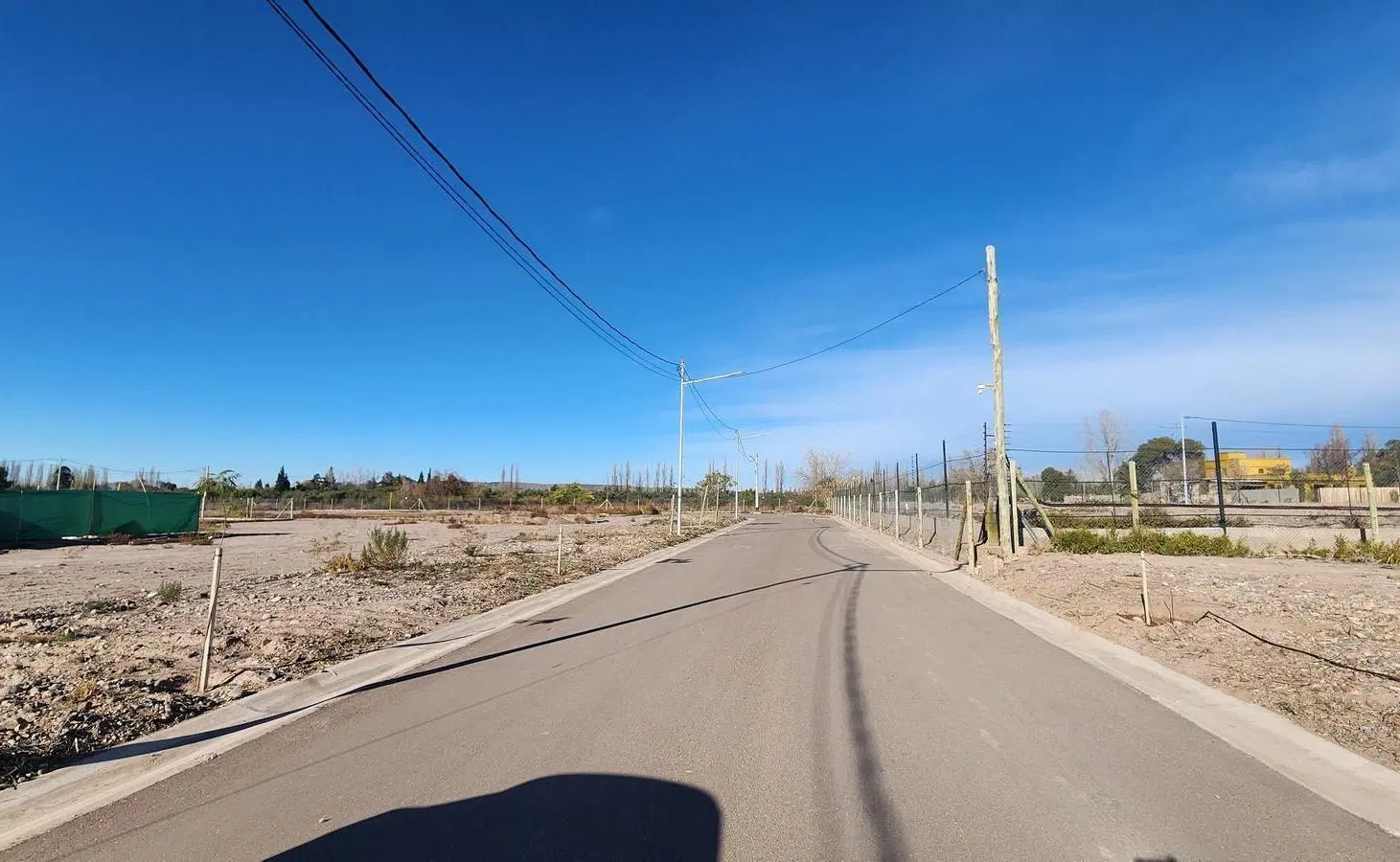 LOTE EN BARRIO PRIVADO ACACIAS DE TERRADA 6