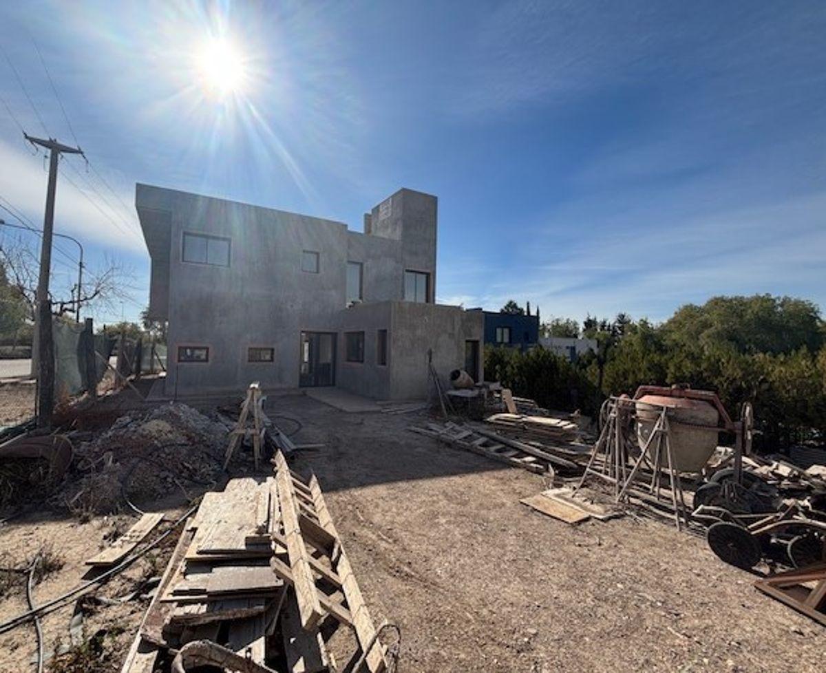 Foto de VENTA CASA EN CONSTRUCCION EN LA PUNTILLA, imagen 2