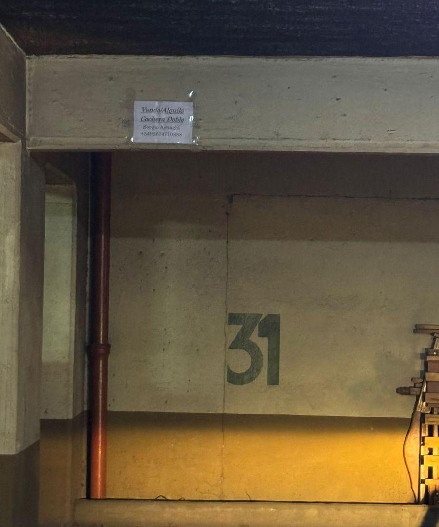 Foto de VENTA COCHERA CENTRICA CUBIERTA, imagen 2