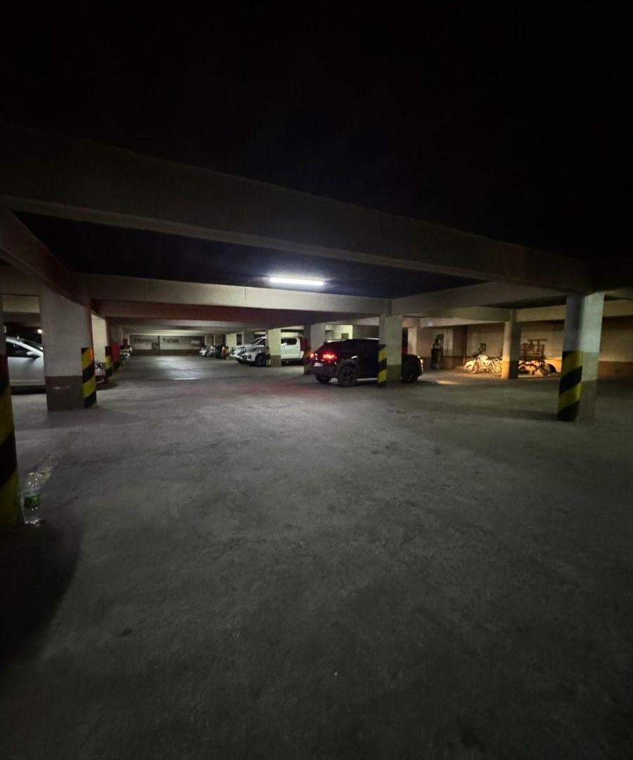 Foto de VENTA COCHERA CENTRICA CUBIERTA, imagen 5