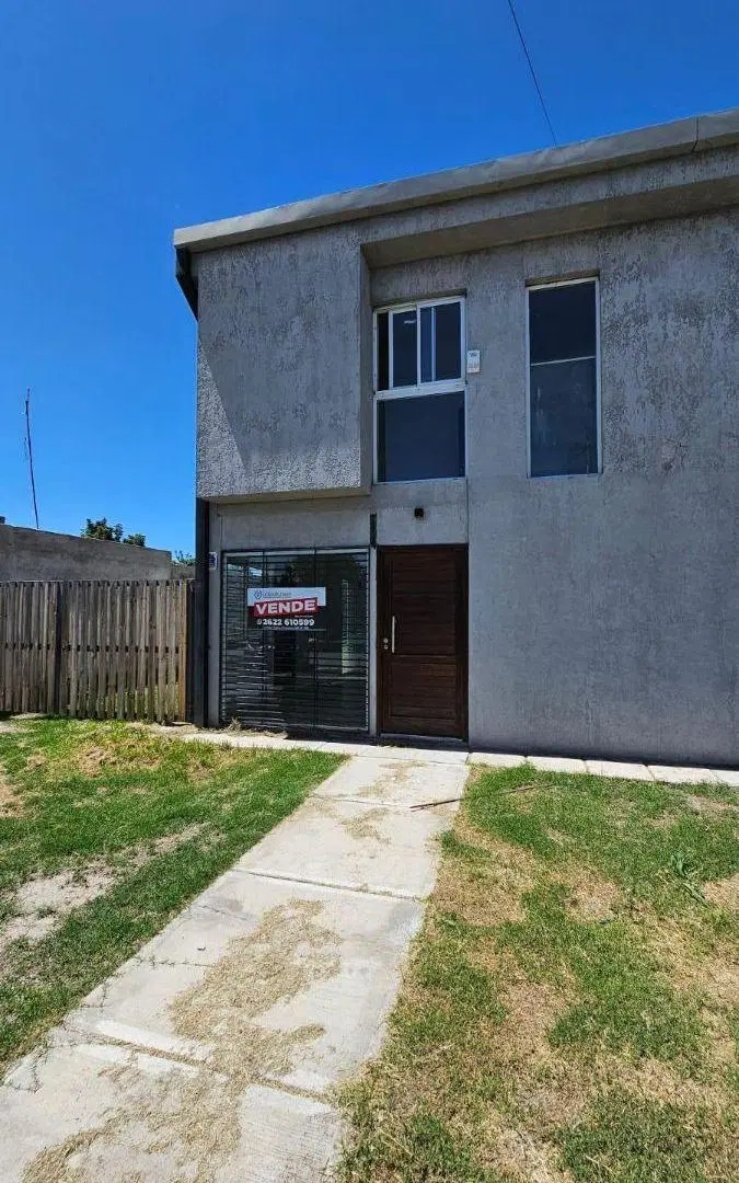 Casa con 160 m² en venta con 2 dormitorios en Tunuyán 1