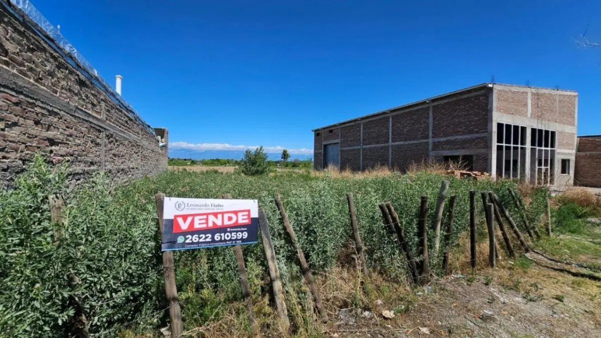Terreno de 495 m2 en venta en Tunuyán 2