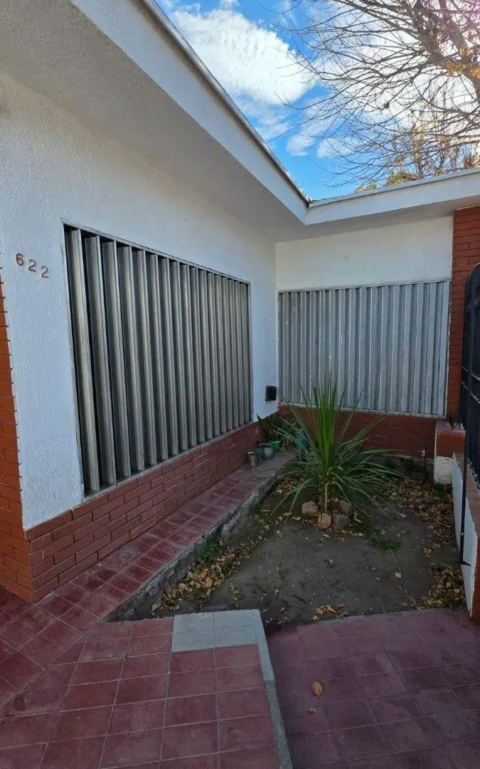 Casa con 300 m² terreno, 2 dormitorios en venta, Tunuyán 3