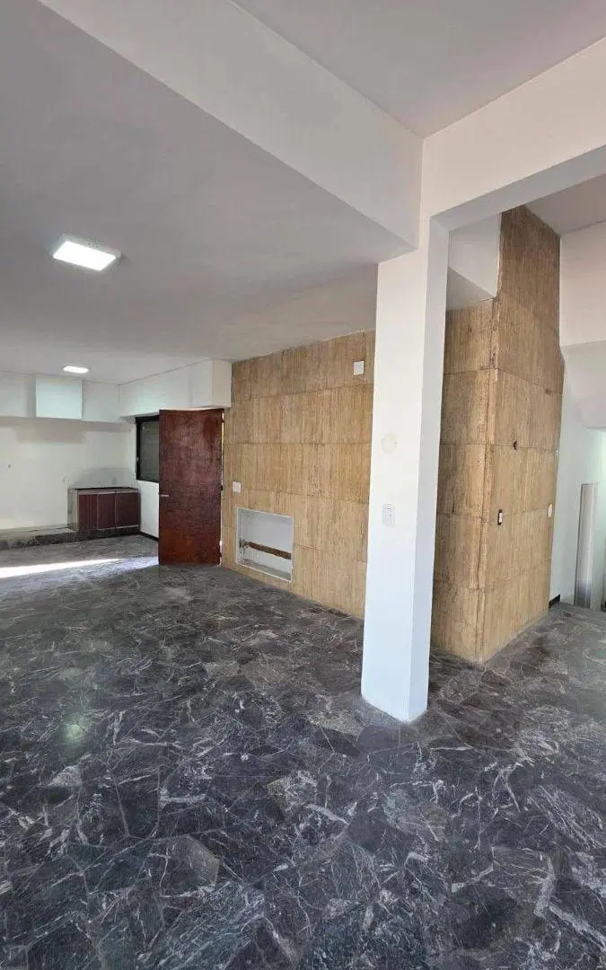 Casa de 195m2 sobre calle San Martín en venta / Tunuyán 3