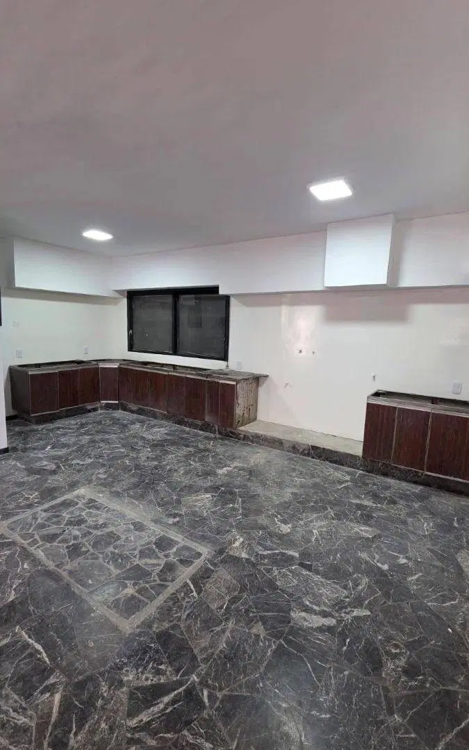 Casa de 195m2 sobre calle San Martín en venta / Tunuyán 8