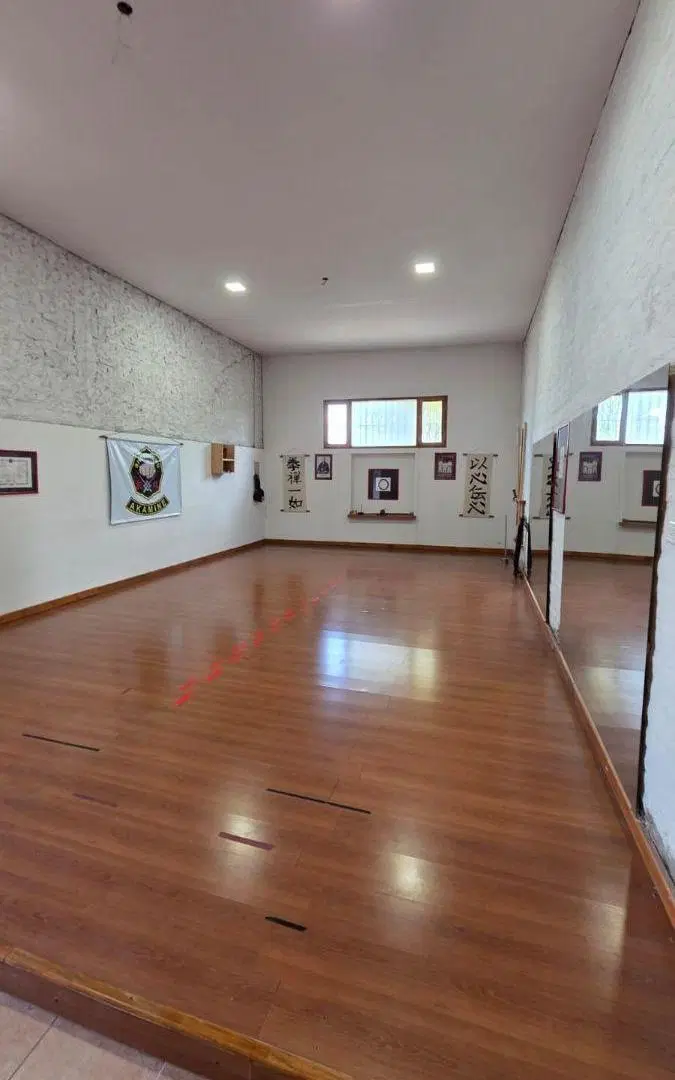 Local Comercial de 94 m2 construidos en venta en Tunuyán 1