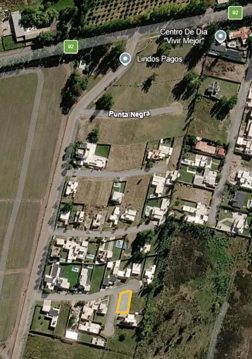 Terreno de 370 m2 en venta en Tunuyán 2