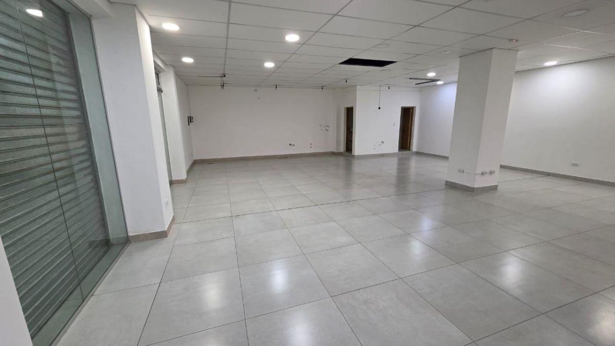 Foto de Local de 115 m² en alquiler en Tunuyán, imagen 2