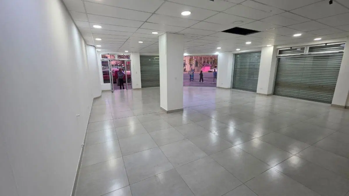 Local de 115 m² en alquiler en Tunuyán 1