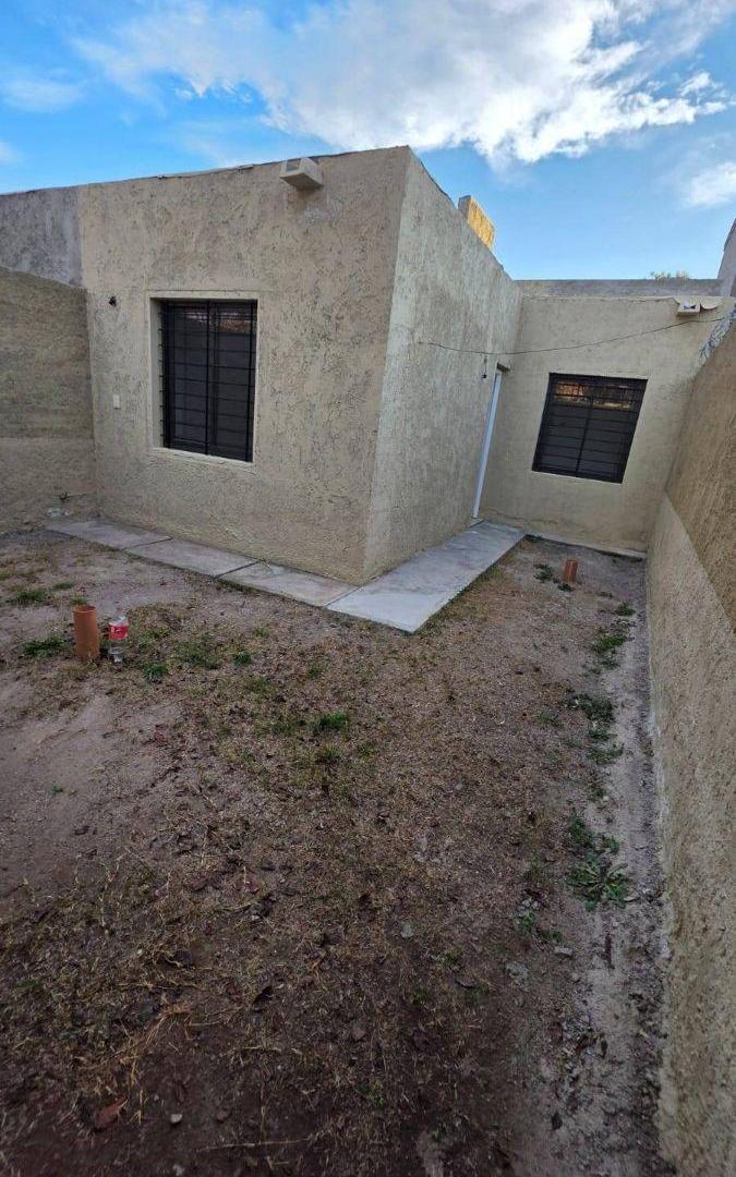 Foto de Casa en venta c/ ingreso vehicular en Tunuyán, imagen 1