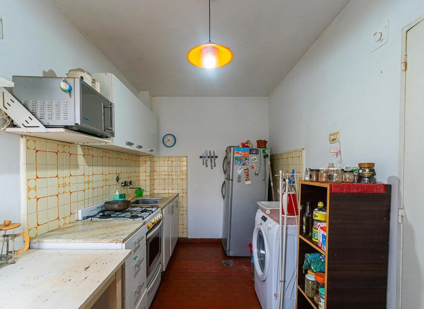 Departamento 2 dormitorios sobre Av. Pellegrini 3
