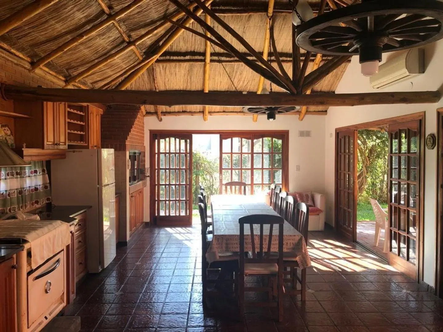 "Casa con Pileta, Hidromasaje y Parrilla en Hudson" 4