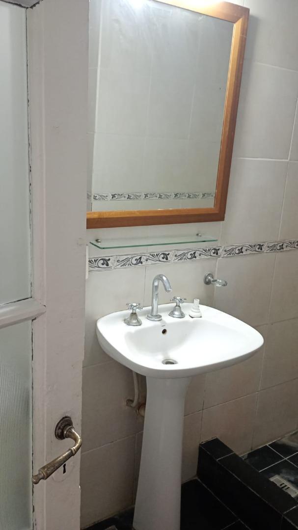 Foto de Dto. PH INTERNO | LUMINOSO|CON PATIO Y ENCANTO COLONIAL, imagen 3