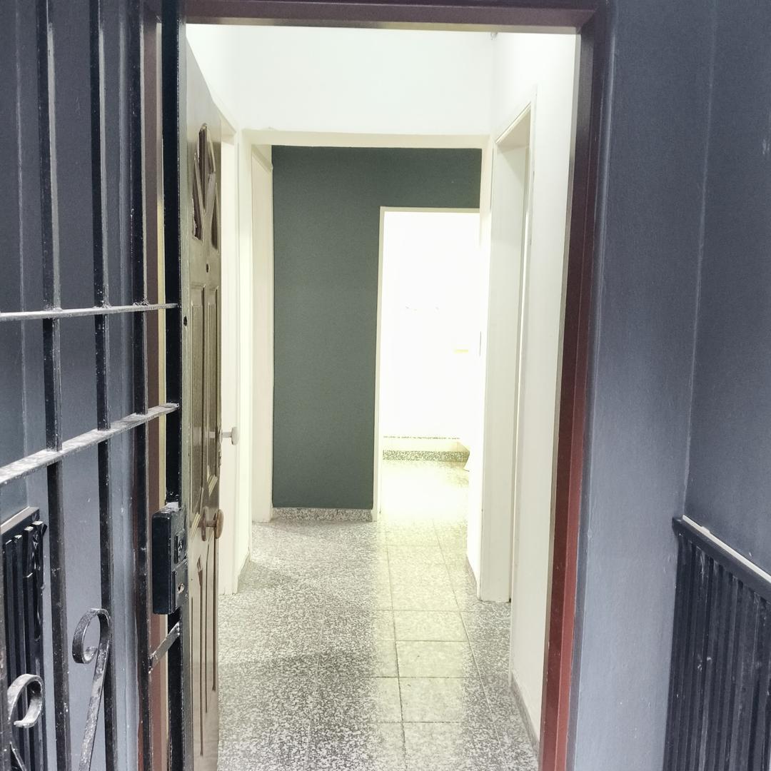 Foto de PH INTERNO C/PATIO AMPLIO | 2 DORM | A 3 CUADRAS DE ESTACION, imagen 3