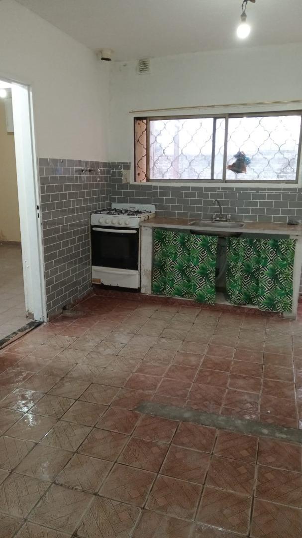 Foto de Alquiler casa de 3 ambientes en Llavallol, imagen 1