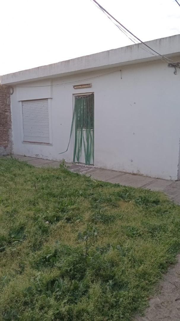 Foto de Alquiler casa de 3 ambientes en Llavallol, imagen 3