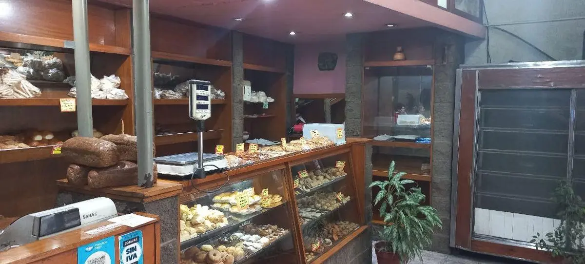 Venta de Local en pleno corazon de Lanus. 4