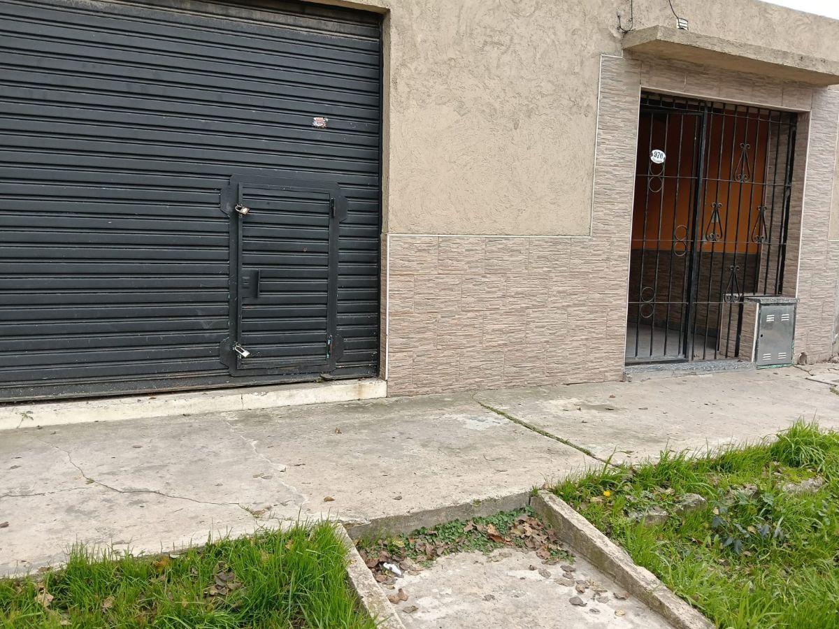 Foto de Casa a la venta con negocio en Ezeiza Tucuman 970, imagen 2