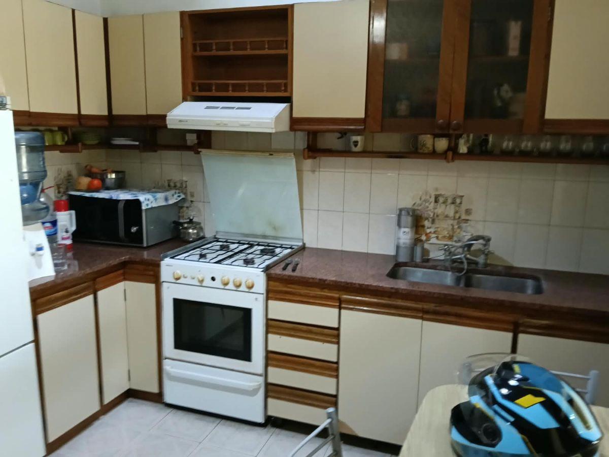 Foto de CASA DE 3 AMBIENTES CON LOCAL COMERCIAL INDEPENDIENTE A LA VENTA, imagen 3
