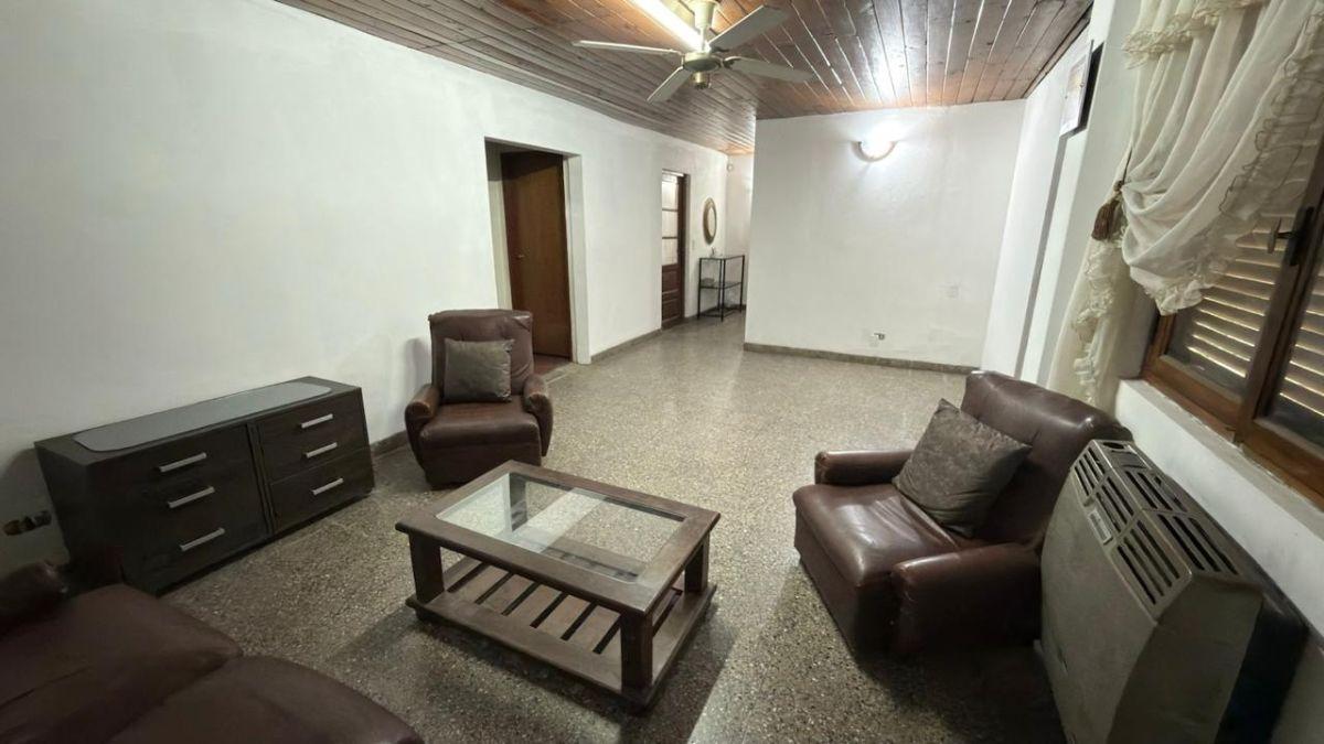 Foto de venta de casa en Alsina 1058 Monte grande., imagen 1