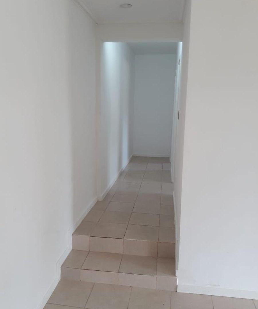 Foto de PH de 3 ambientes en alquiler en Luis Guillon, imagen 5