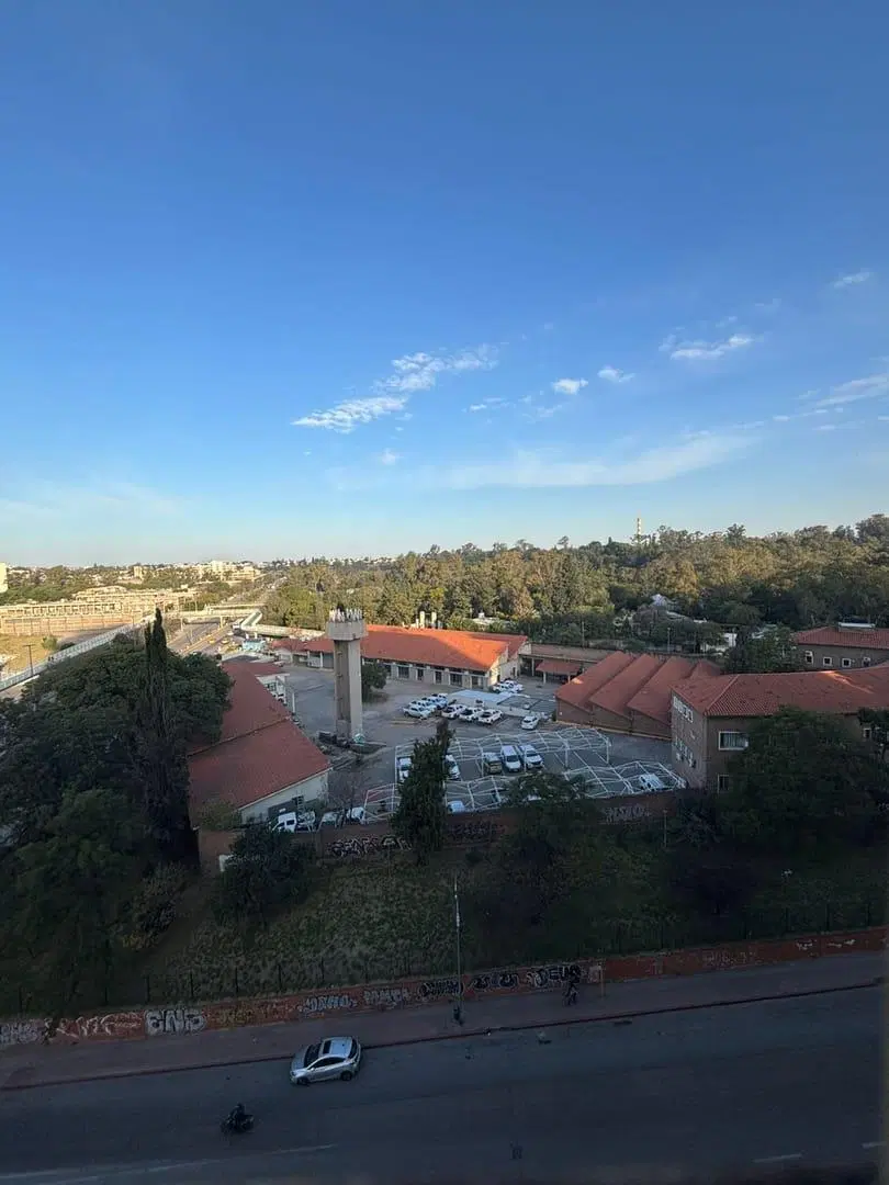 Departamento de 2 dormitorios con cochera en Av. poeta lugones 34. Zona Nueva Cordoba 5